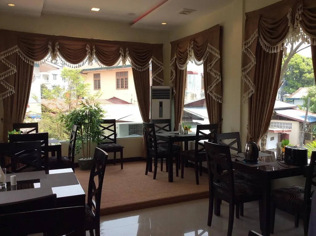 Royal Platinum Hotel Rangun
